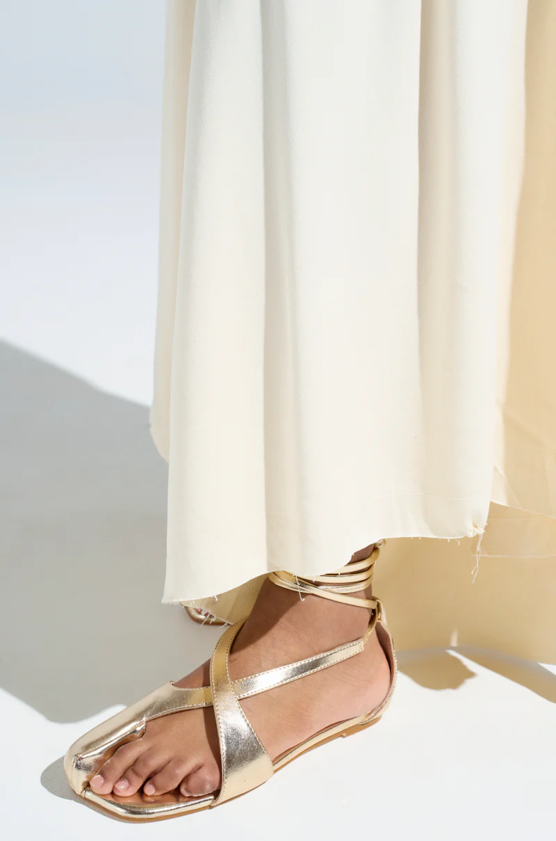 AKIRA AULORA GOLD FLAT SANDAL WITH PEEP TOE - Image 3