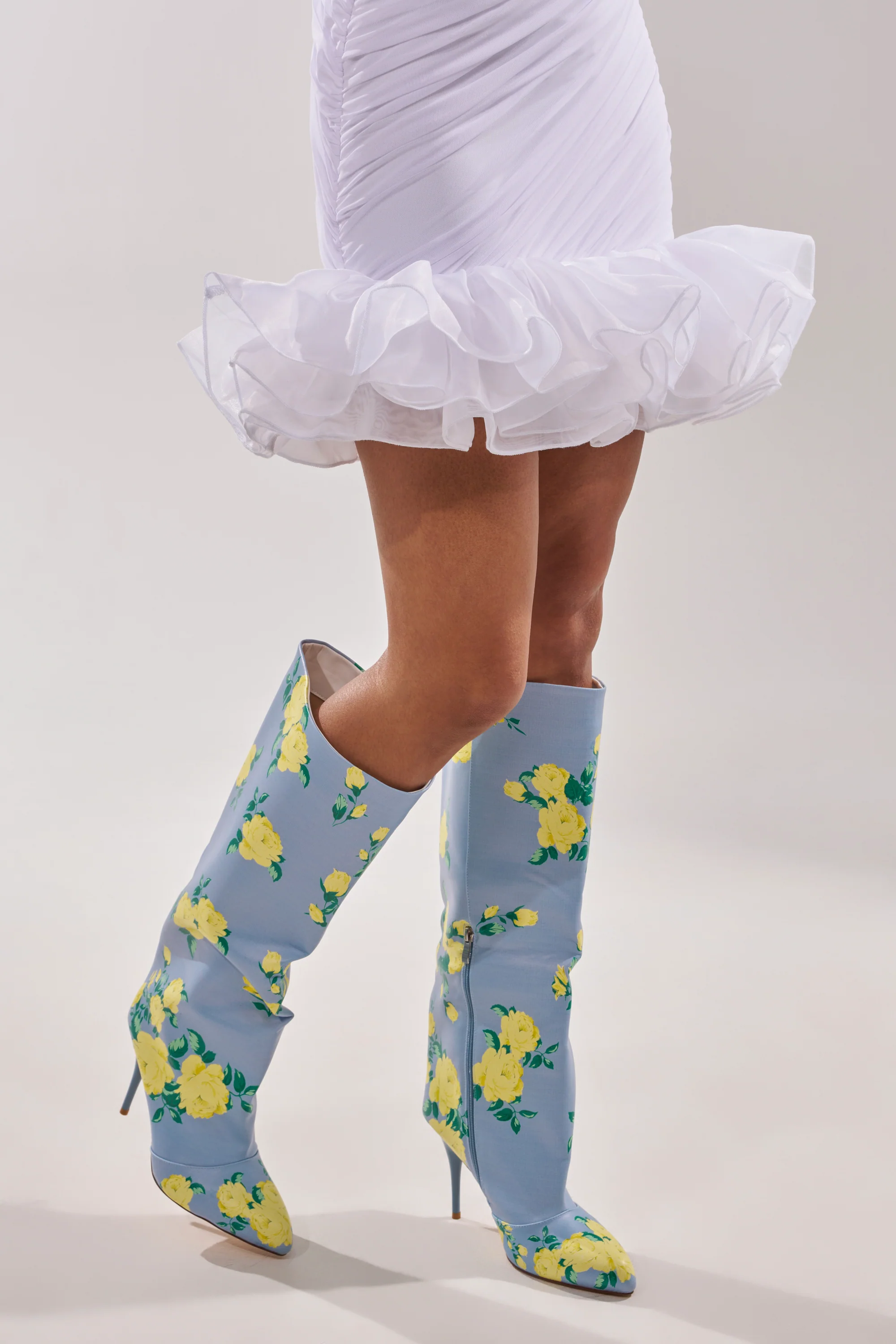 AKIRA GOLD GARLAND BLUE FLORAL BOOT - Image 2