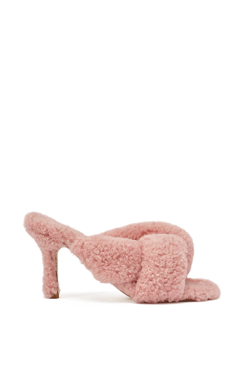 AZALEA WANG PINK VALE IVORY SHERPA LOW HEEL MULE SANDAL - Image 4