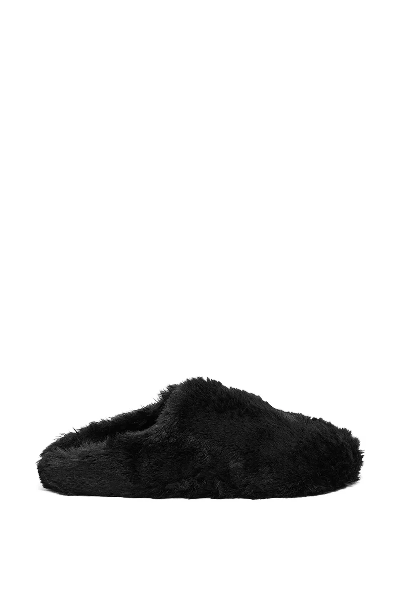AKIRA RHYS BLACK FUZZY FLAT - Image 5