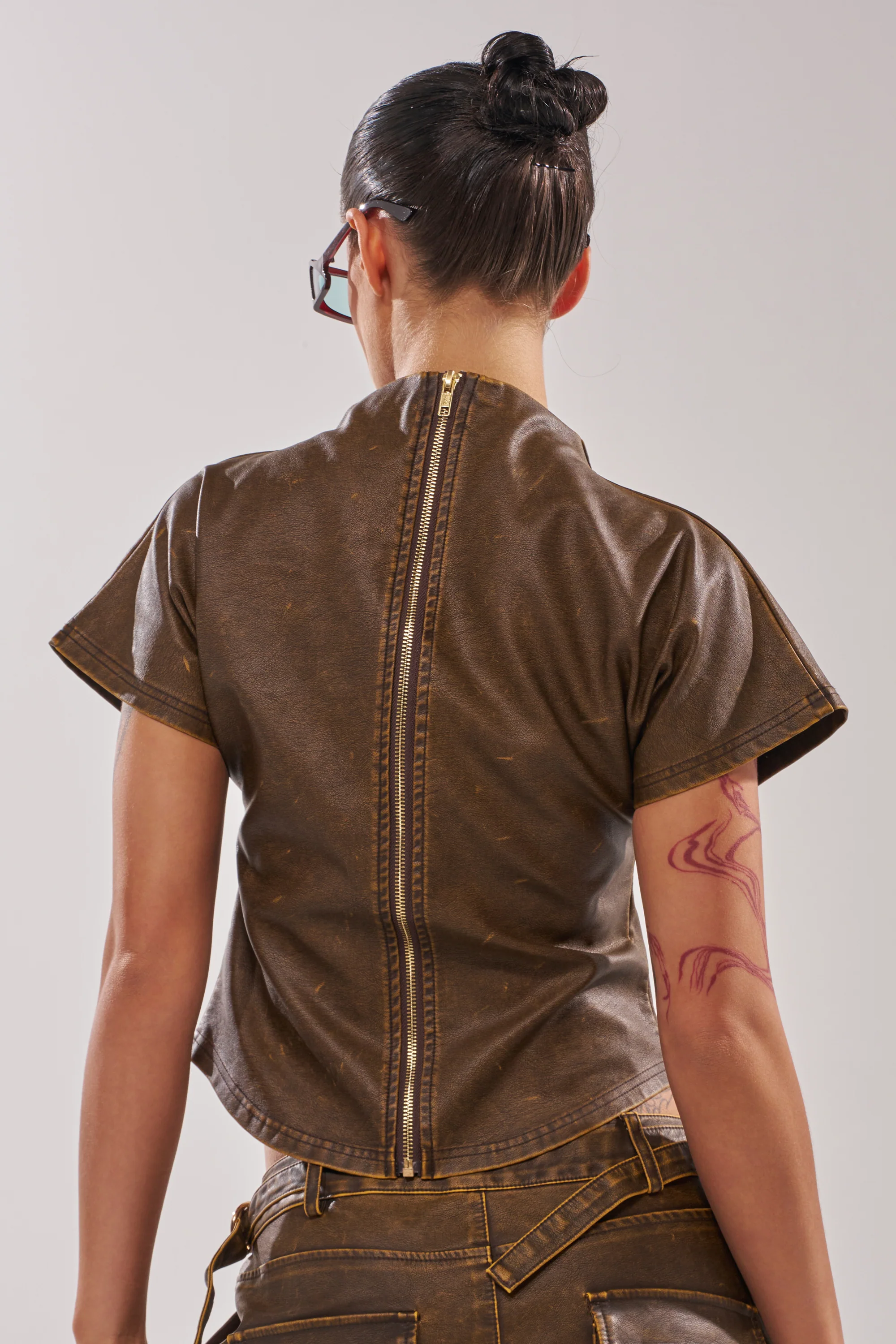 ALL AROUND THE CITY MOCK NECK TOP - Image 5