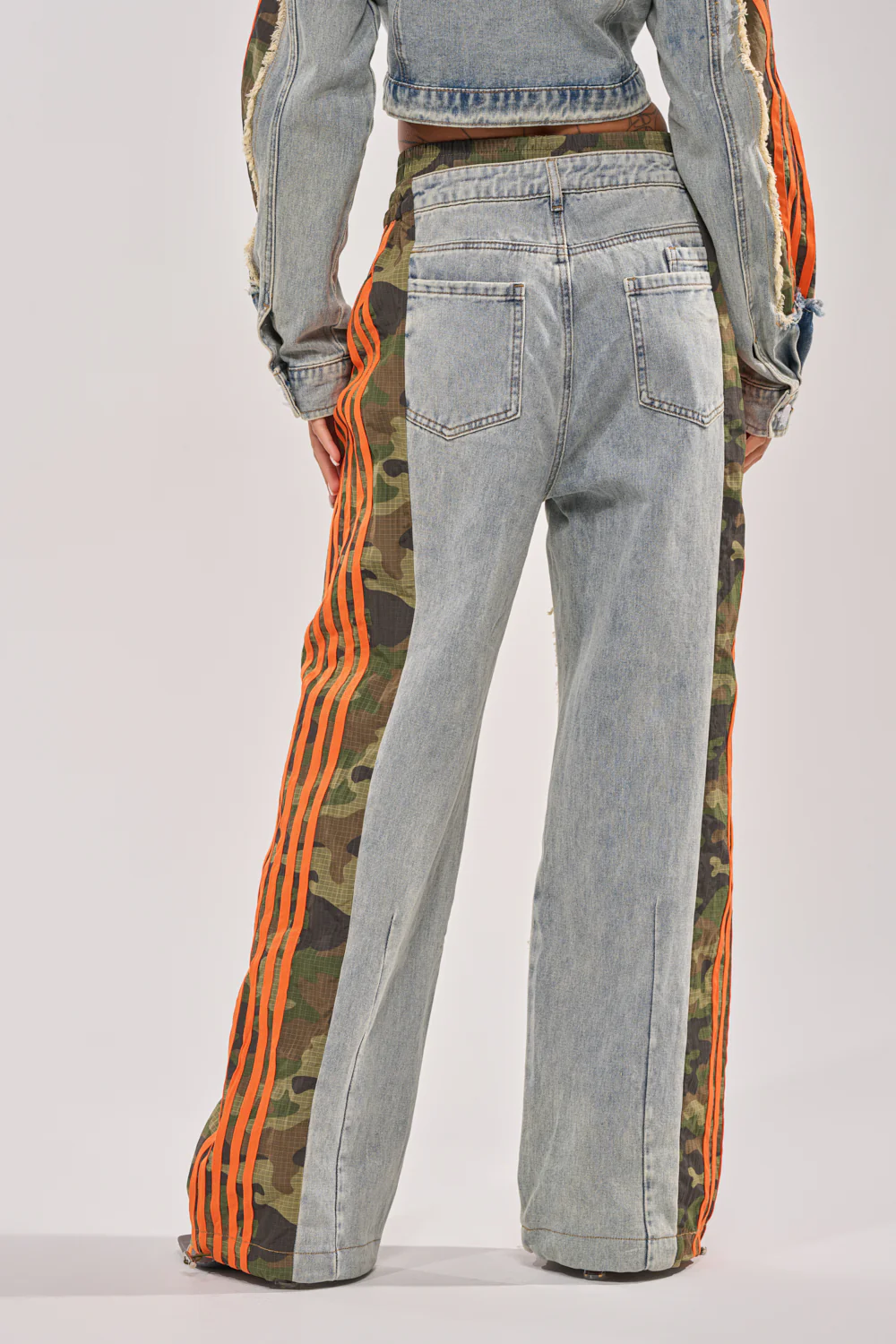ALL AROUND THE WORLD AGAIN RELAXED FIT DENIM - Image 6