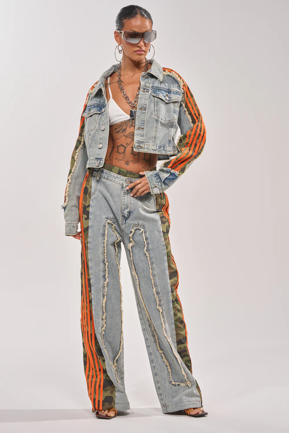 ALL AROUND THE WORLD AGAIN RELAXED FIT DENIM - Image 7