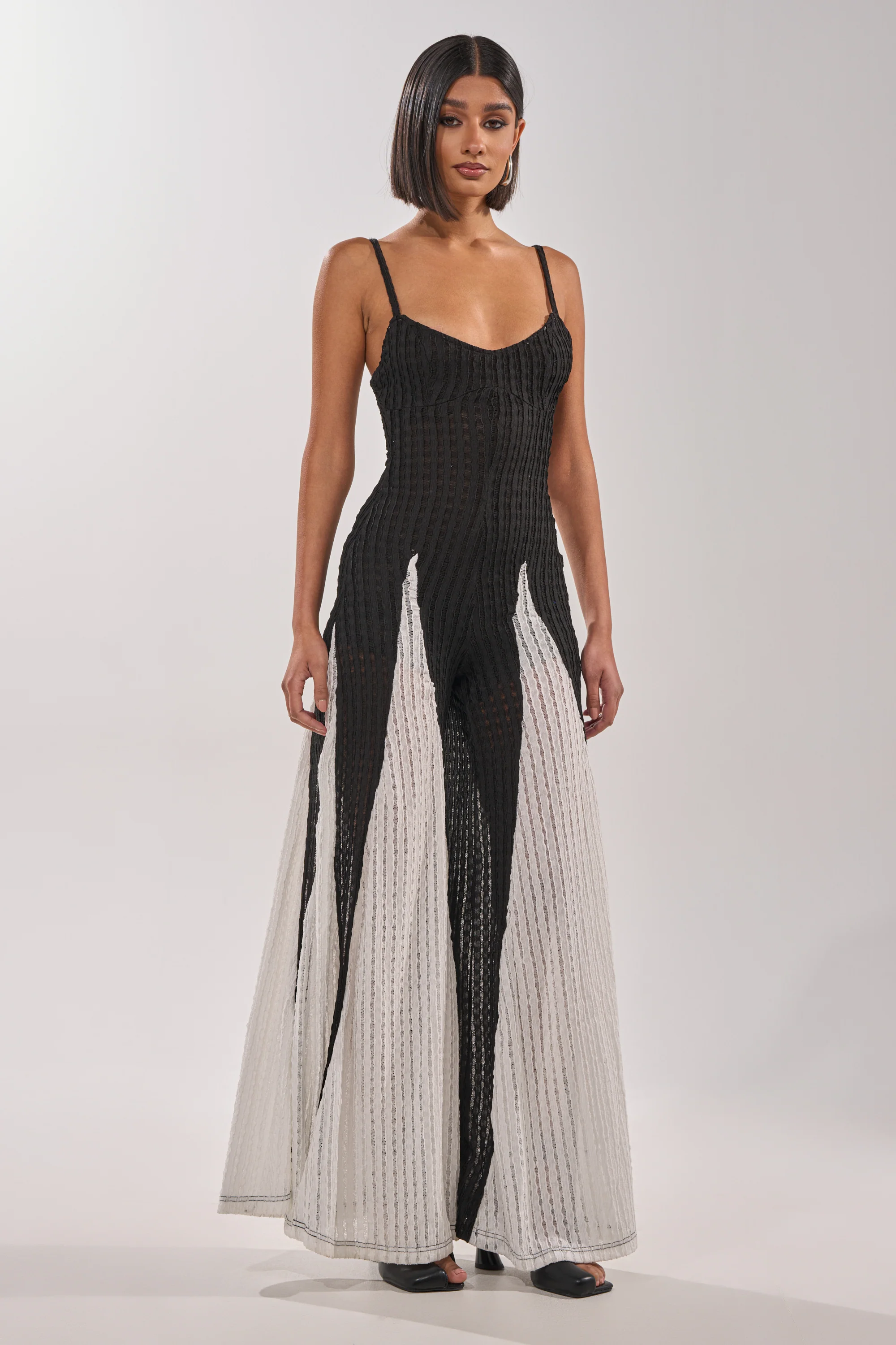 ALL DAY EVERYDAY COLOR BLOCK WOVEN JUMPSUIT - Image 2