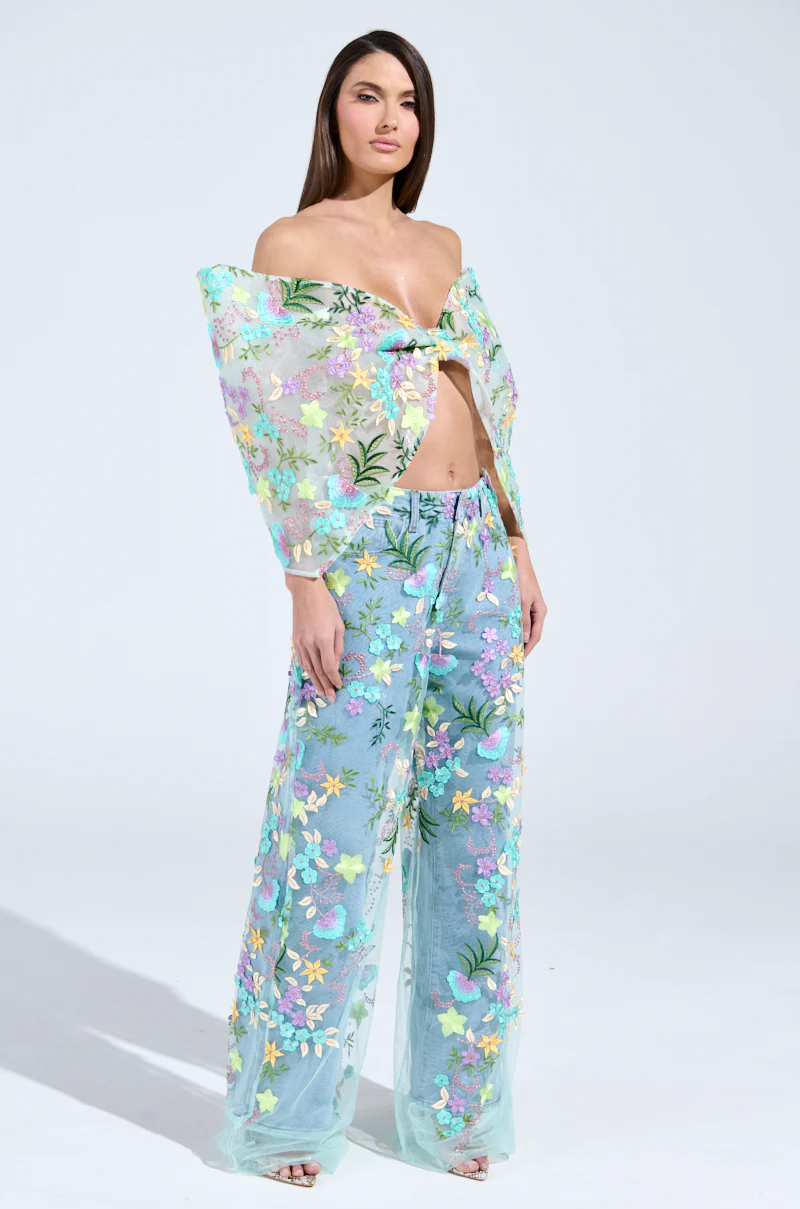 ALL THE RAVE FLORAL BOW TOP - Image 8