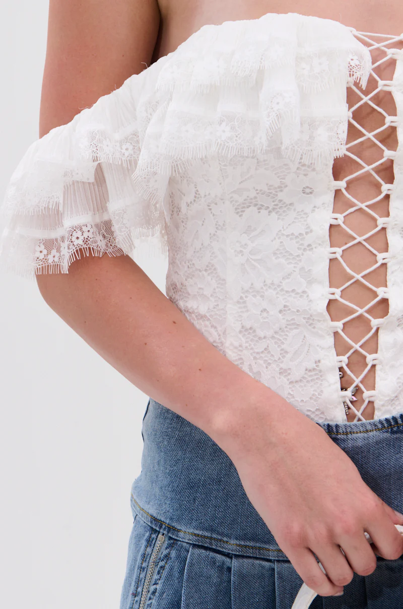 ARIELLE LACE BODYSUIT IN WHITE - Image 7