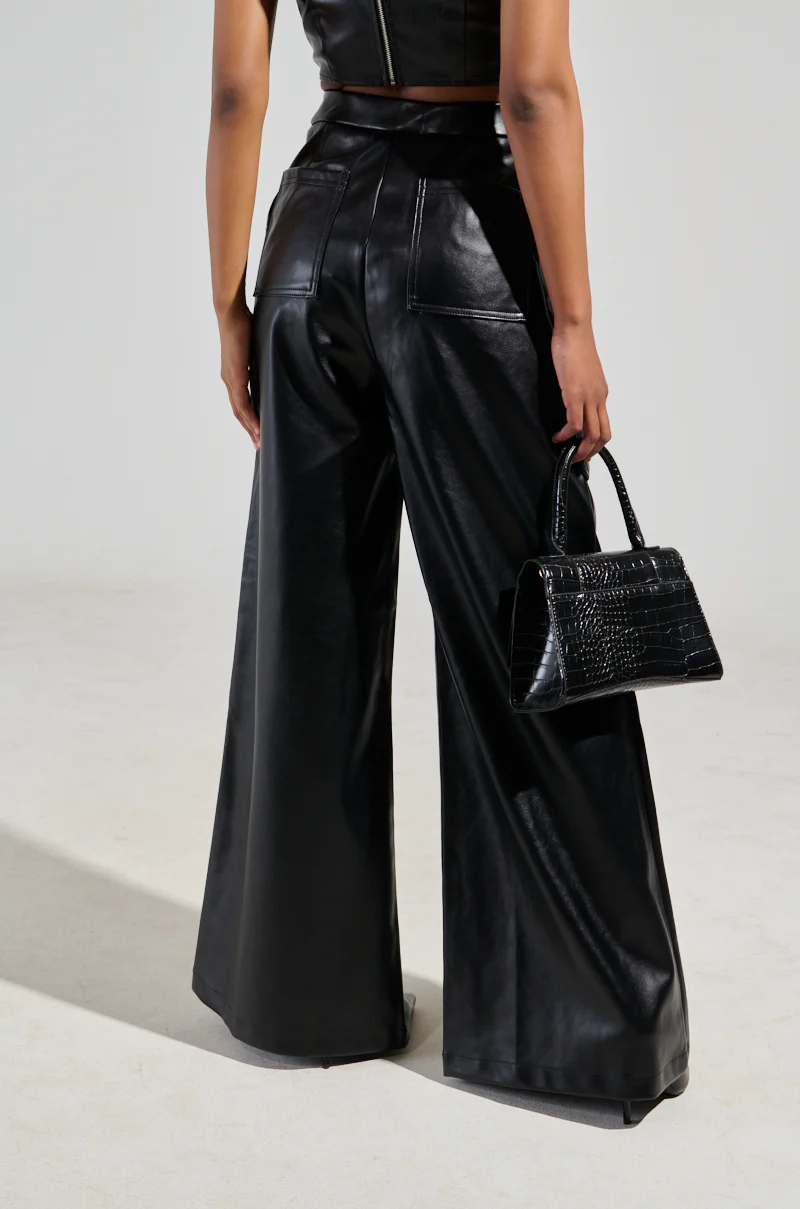 ASHLYN FAUX LEATHER PANT IN BLACK - Image 4