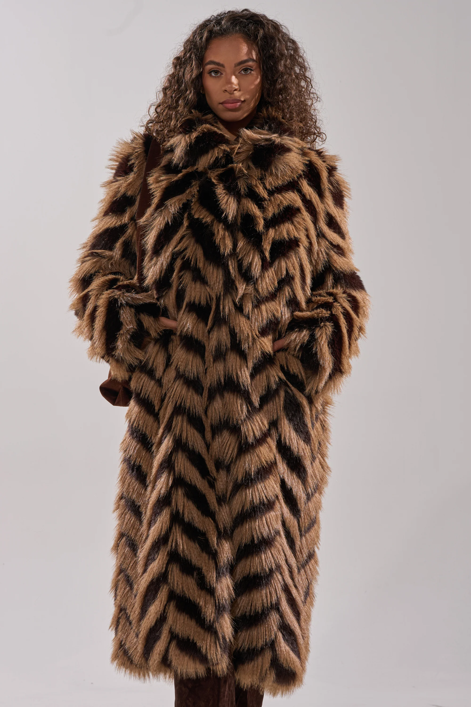 AUTUMN FAUX FUR COAT