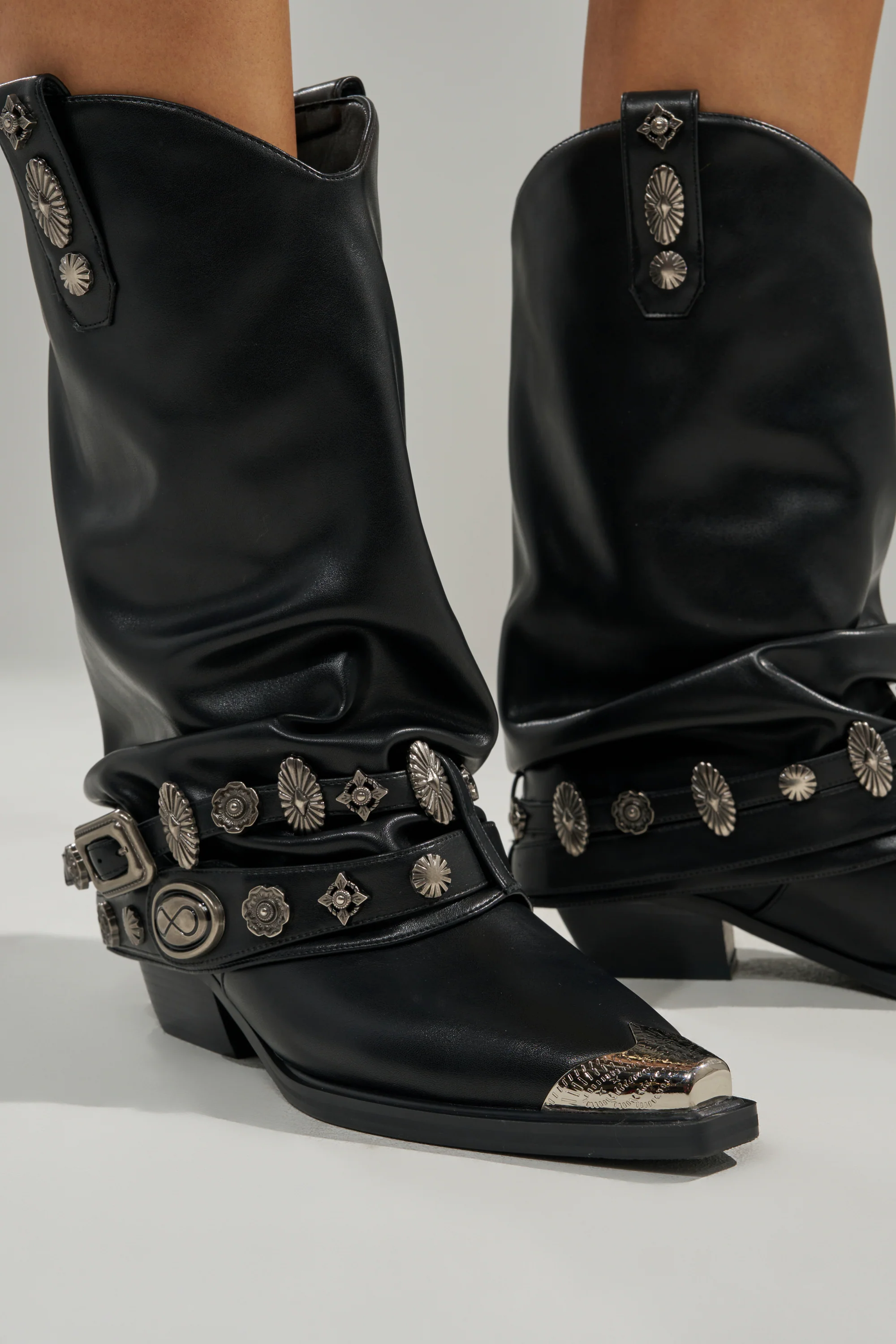 AZALEA WANG ASHRAF BLACK PU SILVER HARDWARE WESTERN BOOTIE - Image 4