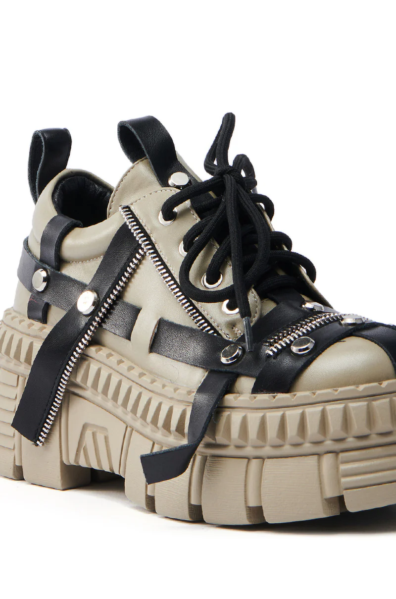  AZALEA WANG BEAGLE KHAKI FLAT SNEAKER - Image 6