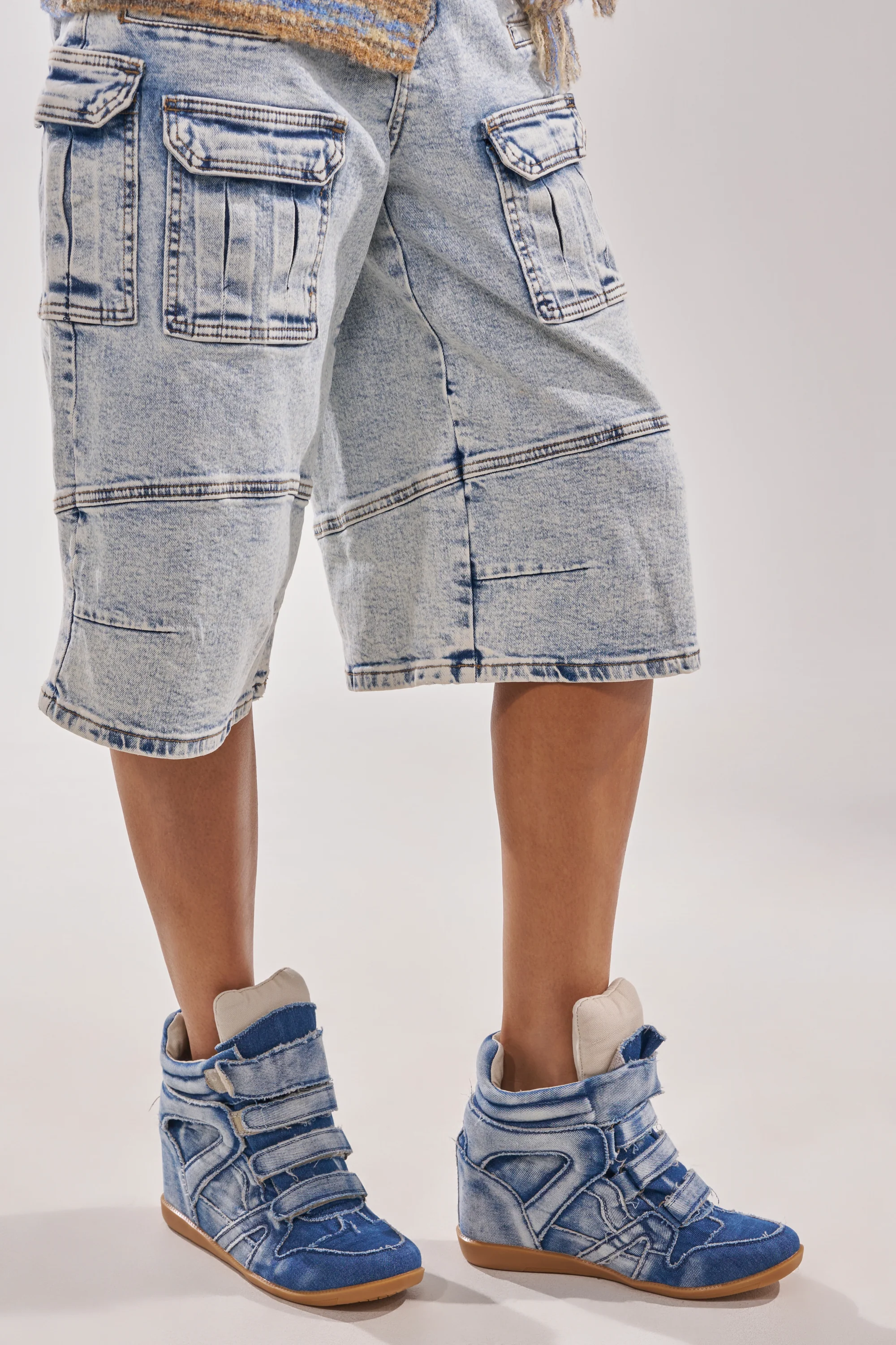 AZALEA WANG BRYANT DENIM WEDGE SNEAKER - Image 3