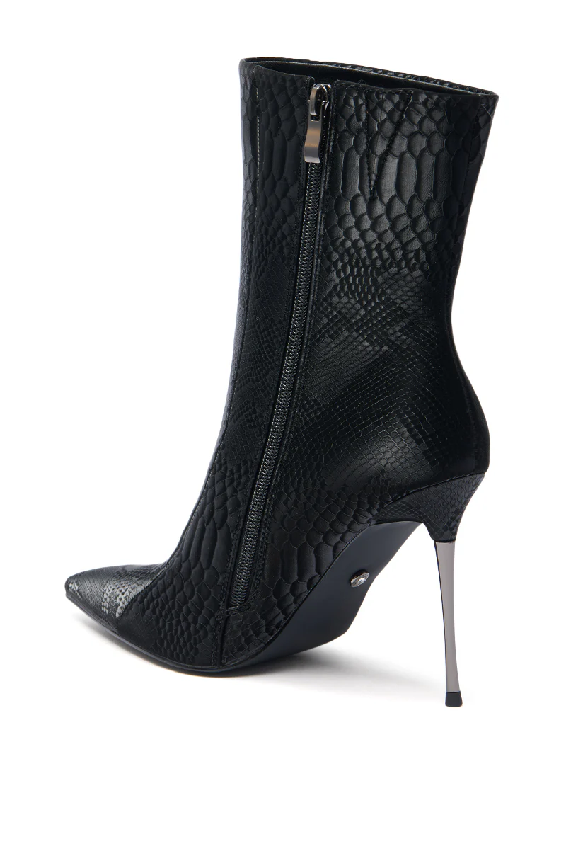AZALEA WANG CALEAN BLACK METAL STILETTO HEEL BOOTIE - Image 4