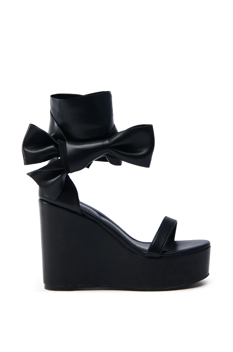 AZALEA WANG EMEKA BLACK WEDGE SANDAL - Image 5