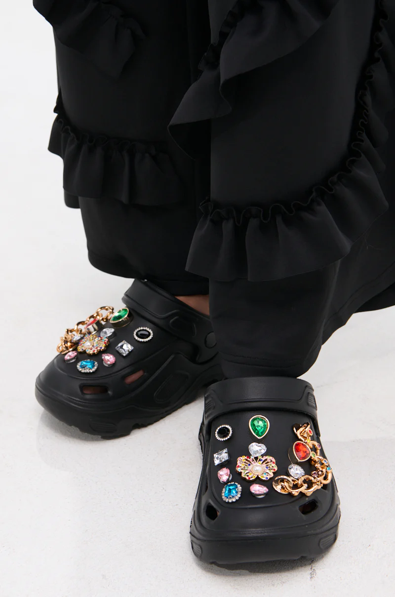 AZALEA WANG EVERETT BLACK MULTI STONE GOLD CHAIN FLAT - Image 2