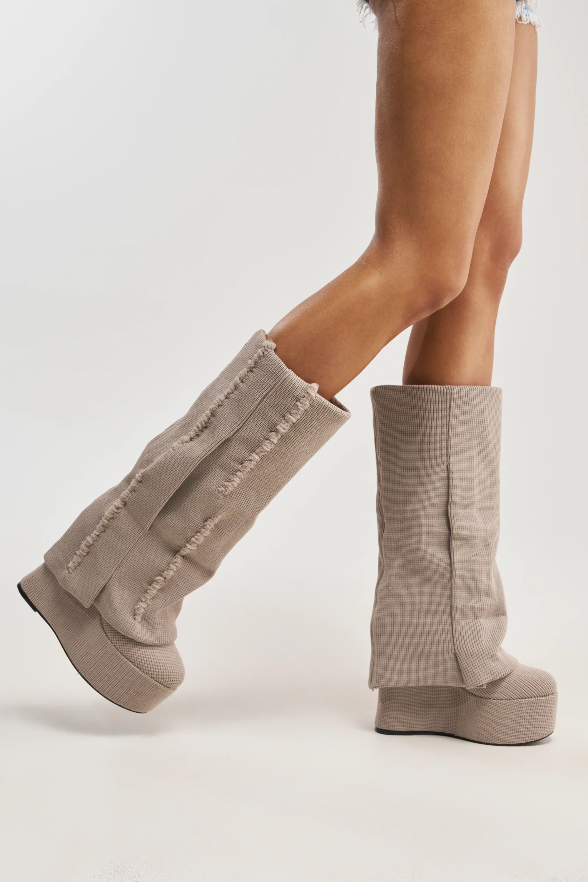 AZALEA WANG FRANKEYE BEIGE FLATFORM BOOT - Image 5