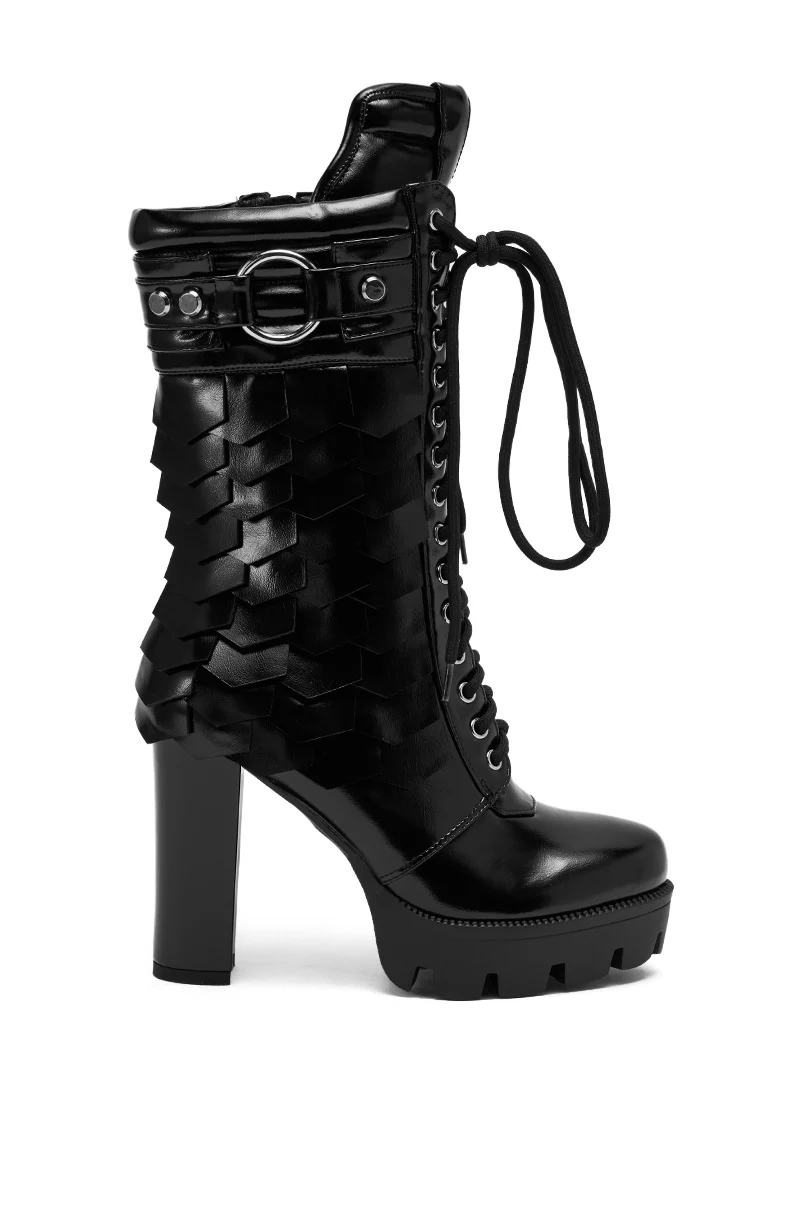 AZALEA WANG GERNOT BLACK LACE UP SCALED PLATFORM BOOTIE - Image 4