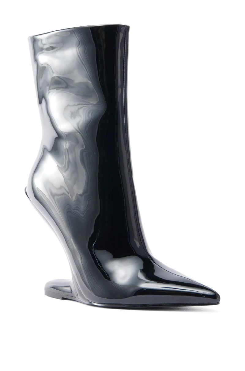 AZALEA WANG GLACIELLE PATENT BLACK WEDGE BOOTIE - Image 6