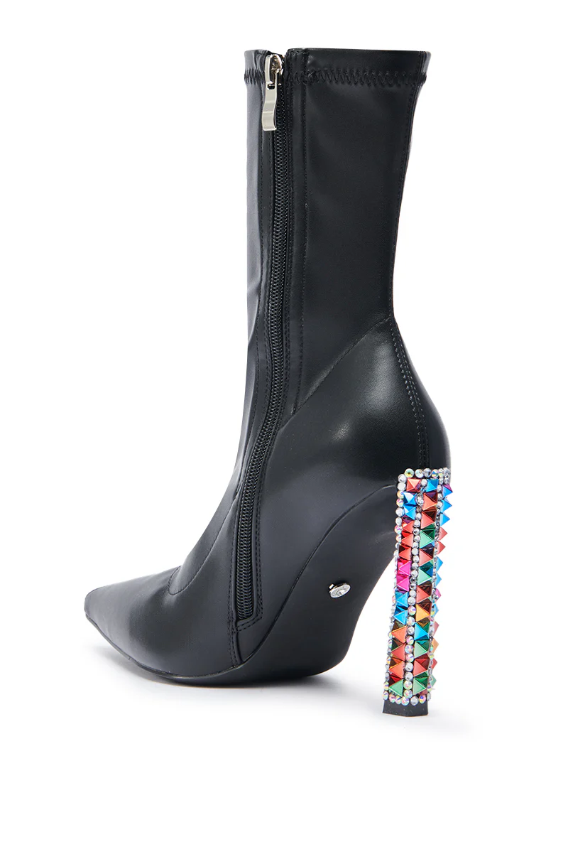 AZALEA WANG GRYFFON BLACK STILETTO BOOTIE - Image 6