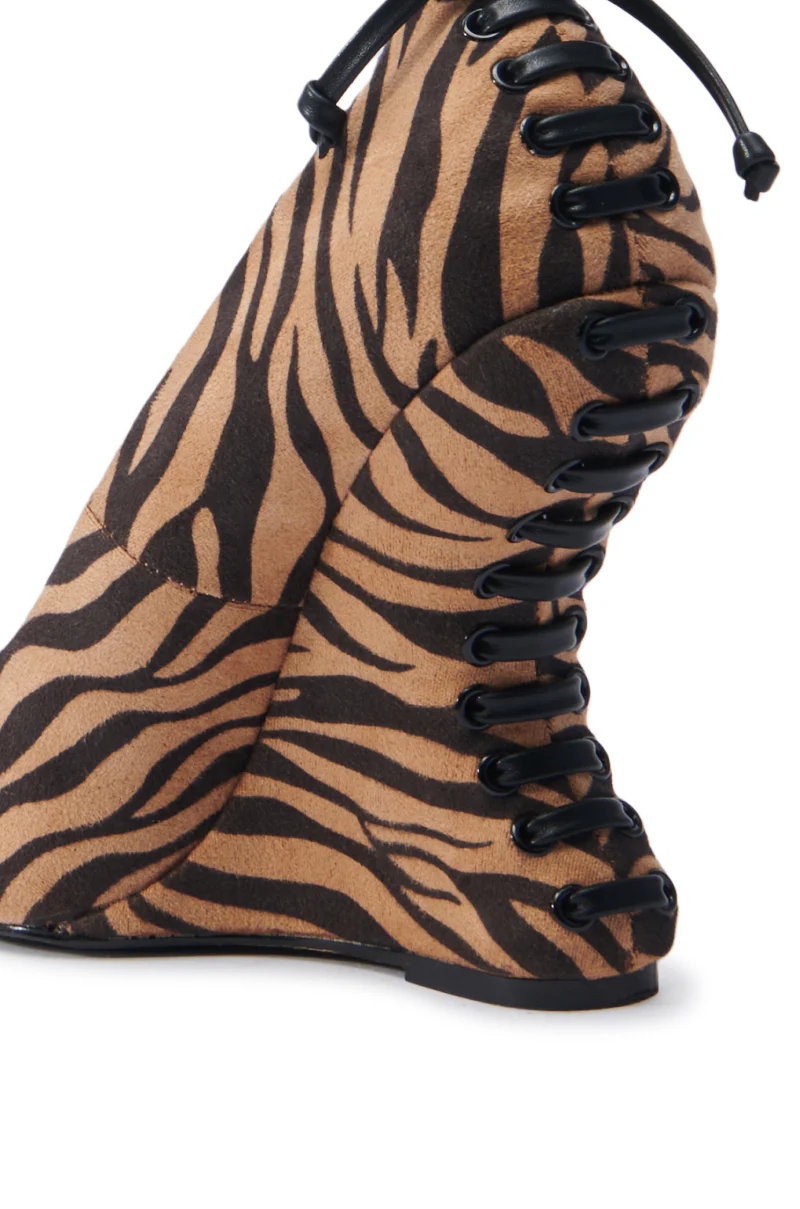 AZALEA WANG KABIRA MULTI WEDGE PUMP - Image 7