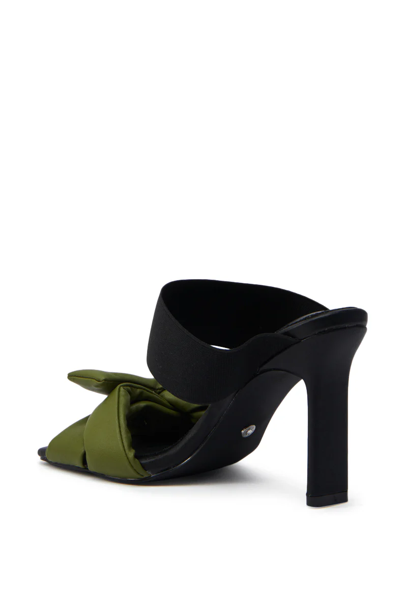 AZALEA WANG MENES BLACK PUFF DETAIL SANDAL - Image 6