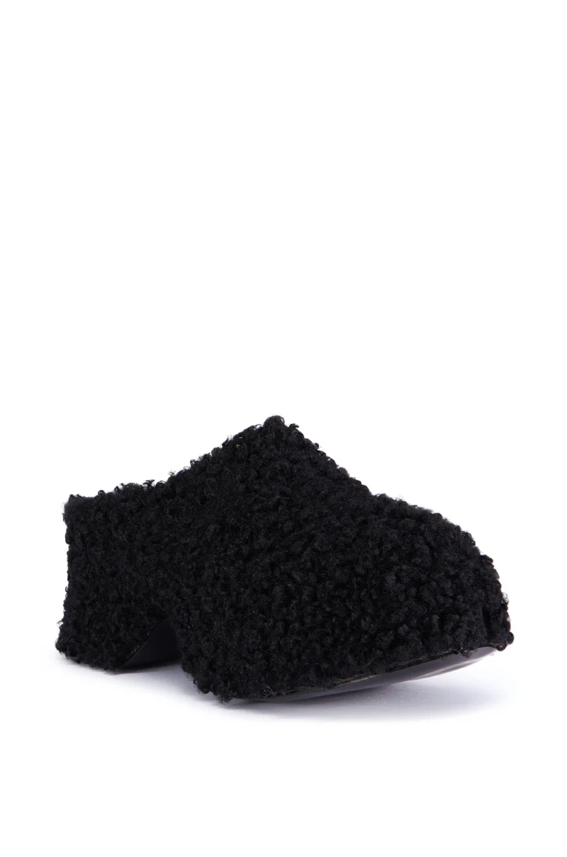 AZALEA WANG MORTICIA BLACK SHERPA CLOG - Image 7