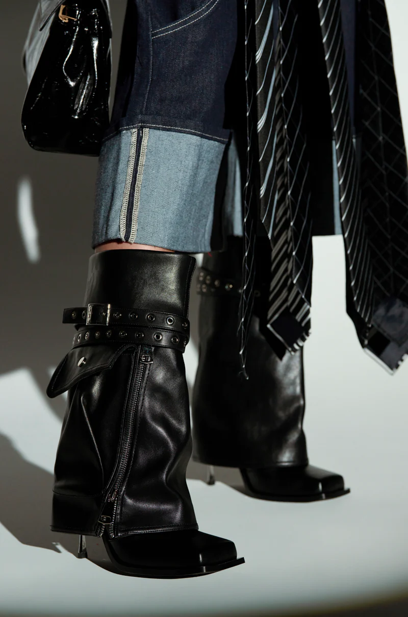 AZALEA WANG SAYLAH BLACK FOLD OVER STILETTO BOOTIE - Image 6