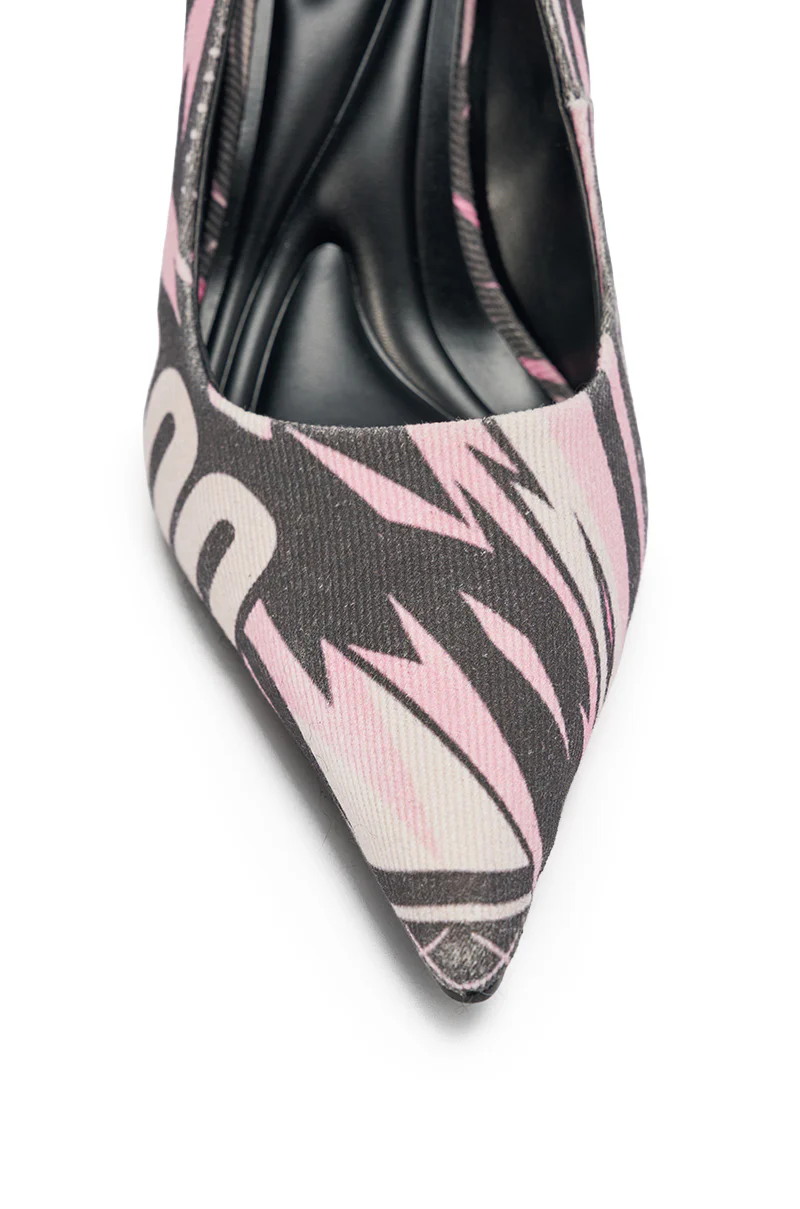 AZALEA WANG SPORT PRINTED STILETTO POINTED TOE PUMP - Image 6