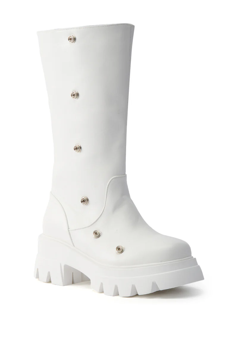 AZALEA WANG SYBEL WHITE SNAP DETAIL BOOTIE - Image 8