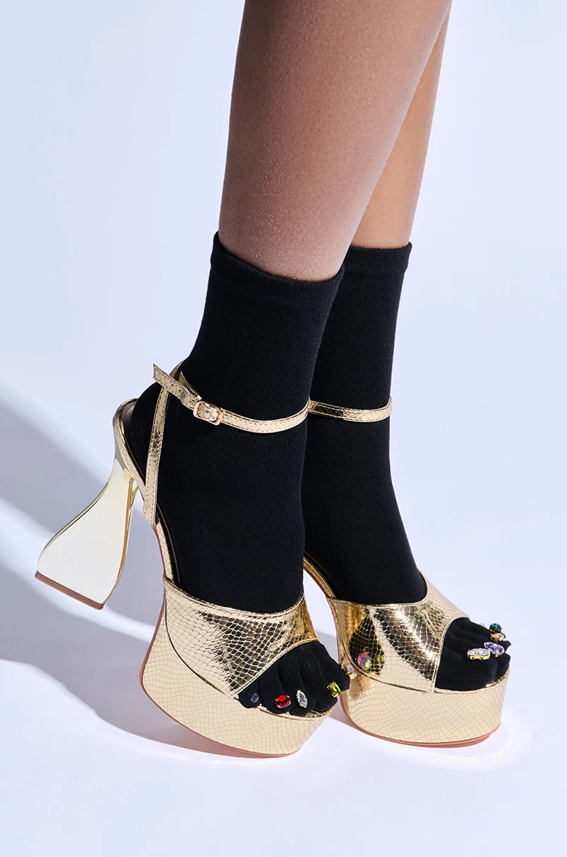 AZALEA WANG TAMASKA GOLD CHUNKY SANDAL - Image 2