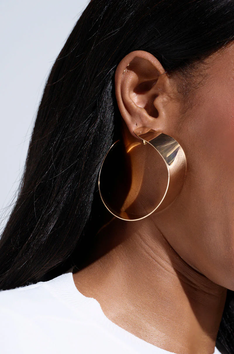 BENT OUTTA SHAPE EARRING - Image 2