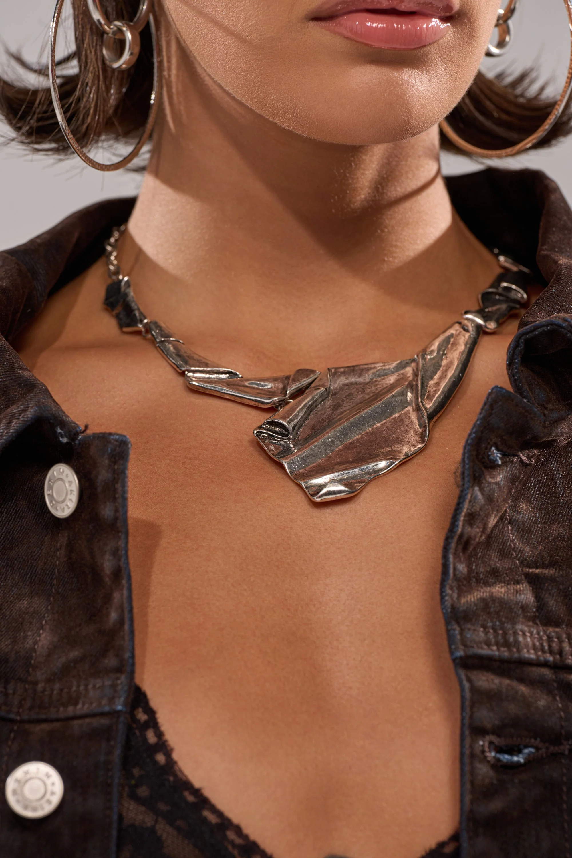 BENT OUTTA SHAPE NECKLACE - Image 2