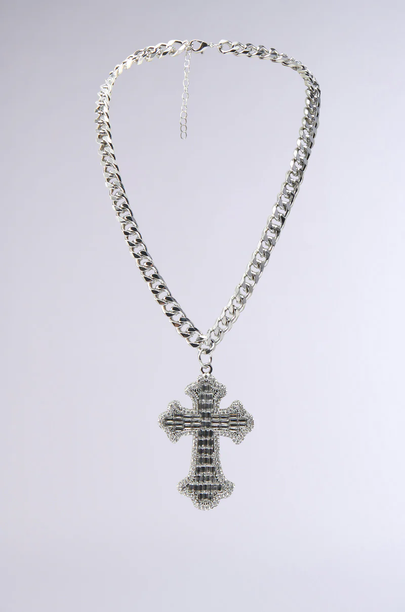 BIGGER IS BETTER NECKLACE - Image 2