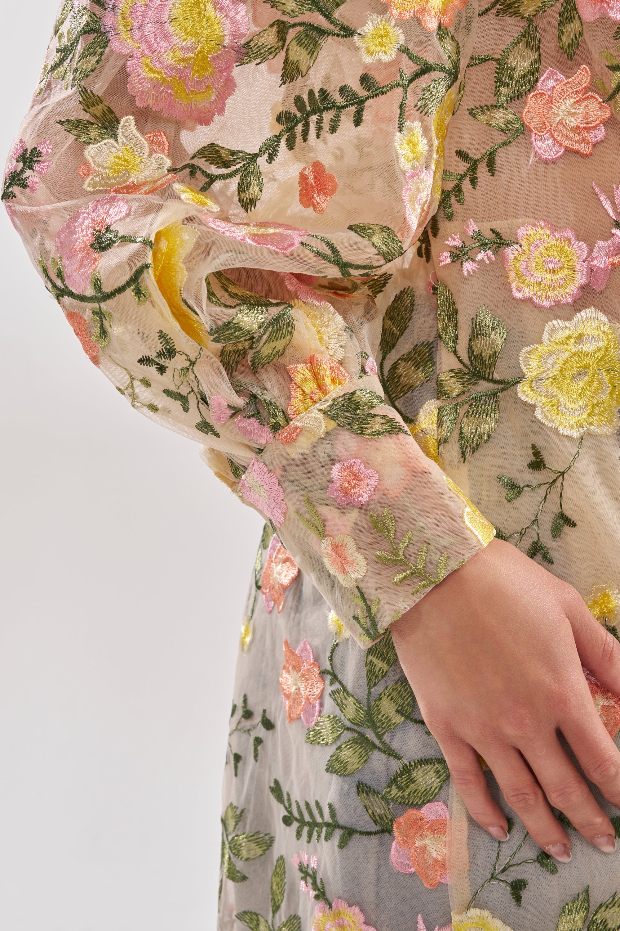 BOUQUET DREAMS FLORAL TULLE DUSTER - Image 10