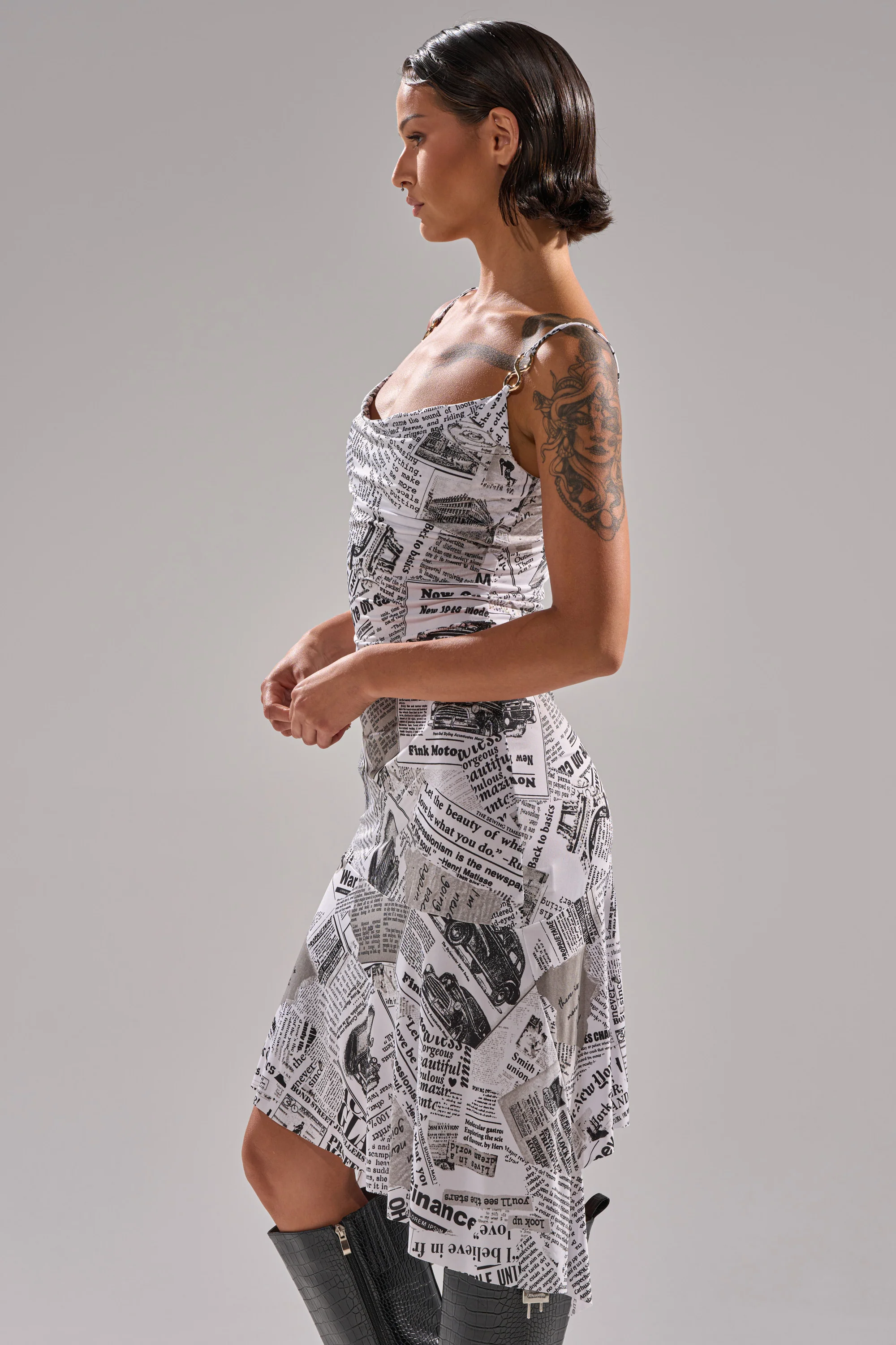 BREAKING NEWS PRINTED MIDI DRESS - Image 5