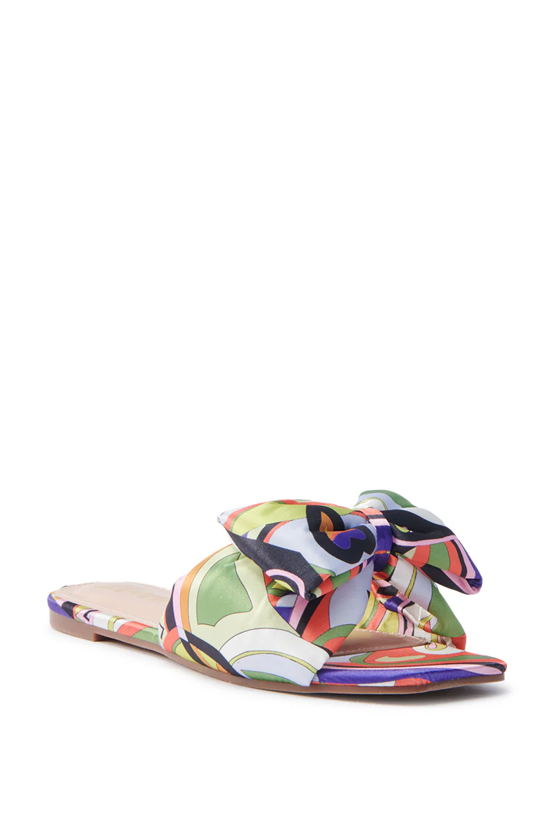 BREEZY SCARF FLAT SANDAL IN CHARTREUSE - Image 4