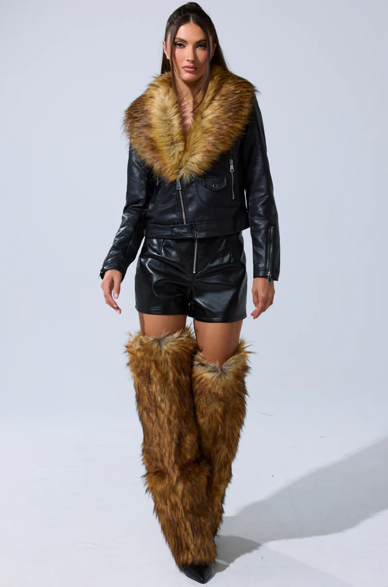 BUILD ME UP FAUX LEATHER SHORT - Image 10