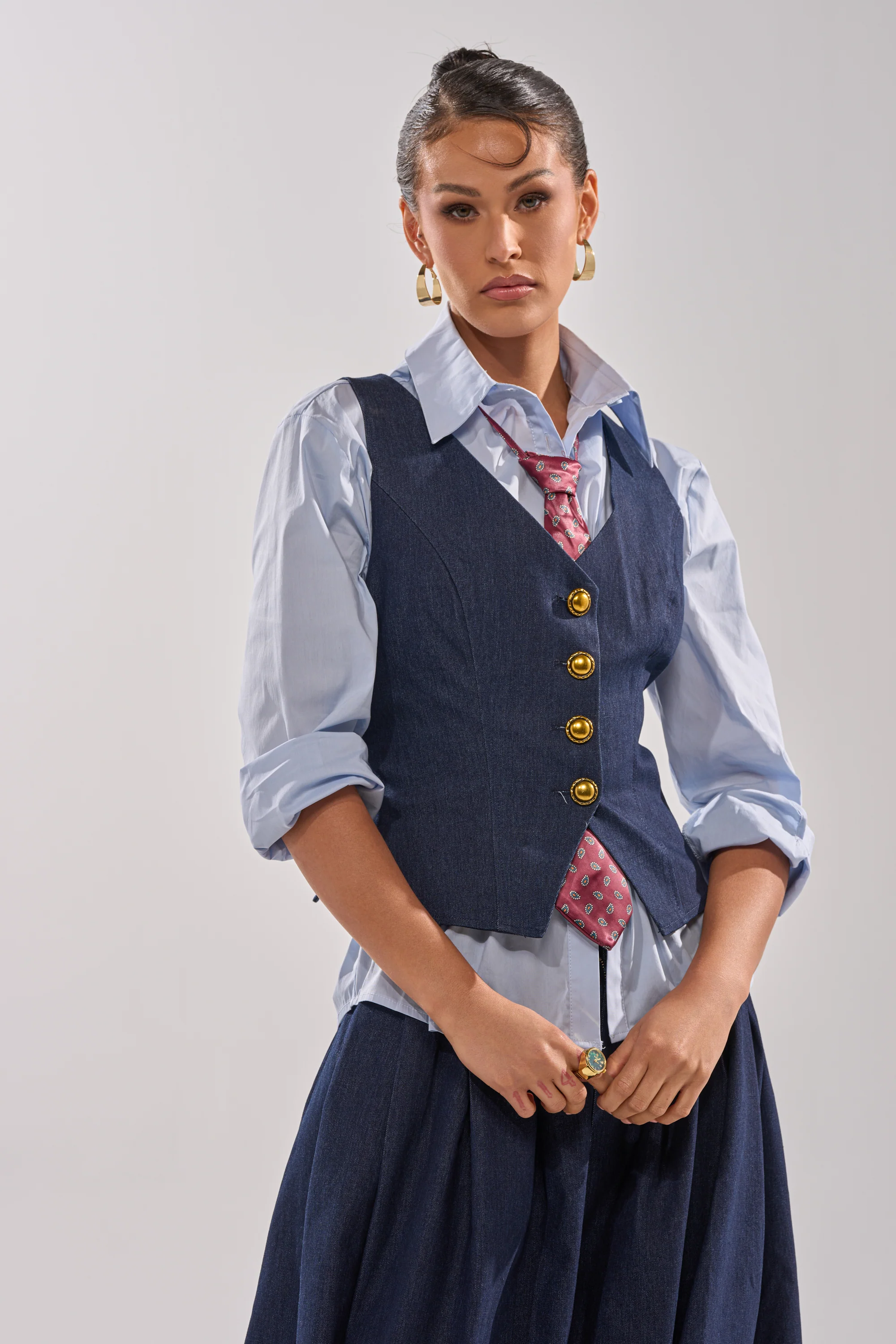 BUSINESS IN THE FRONT VEST - Image 5