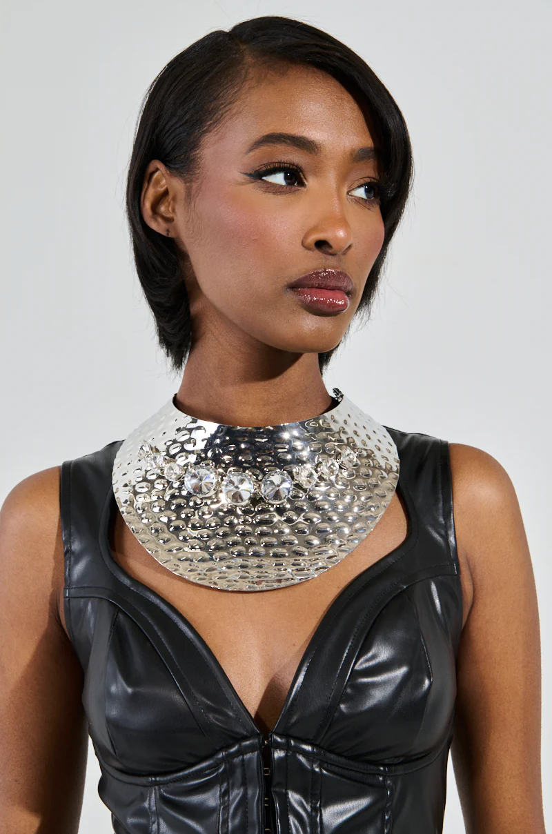 CANT BREAK ME TEXTURED METAL NECKLACE - Image 2