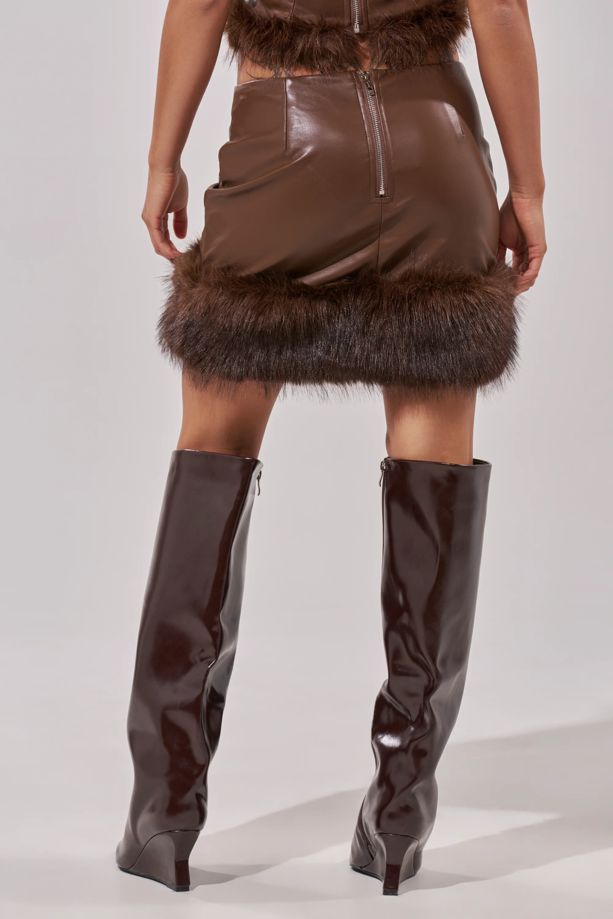 CANT MISS ME FAUX LEATHER MINI SKIRT - Image 4