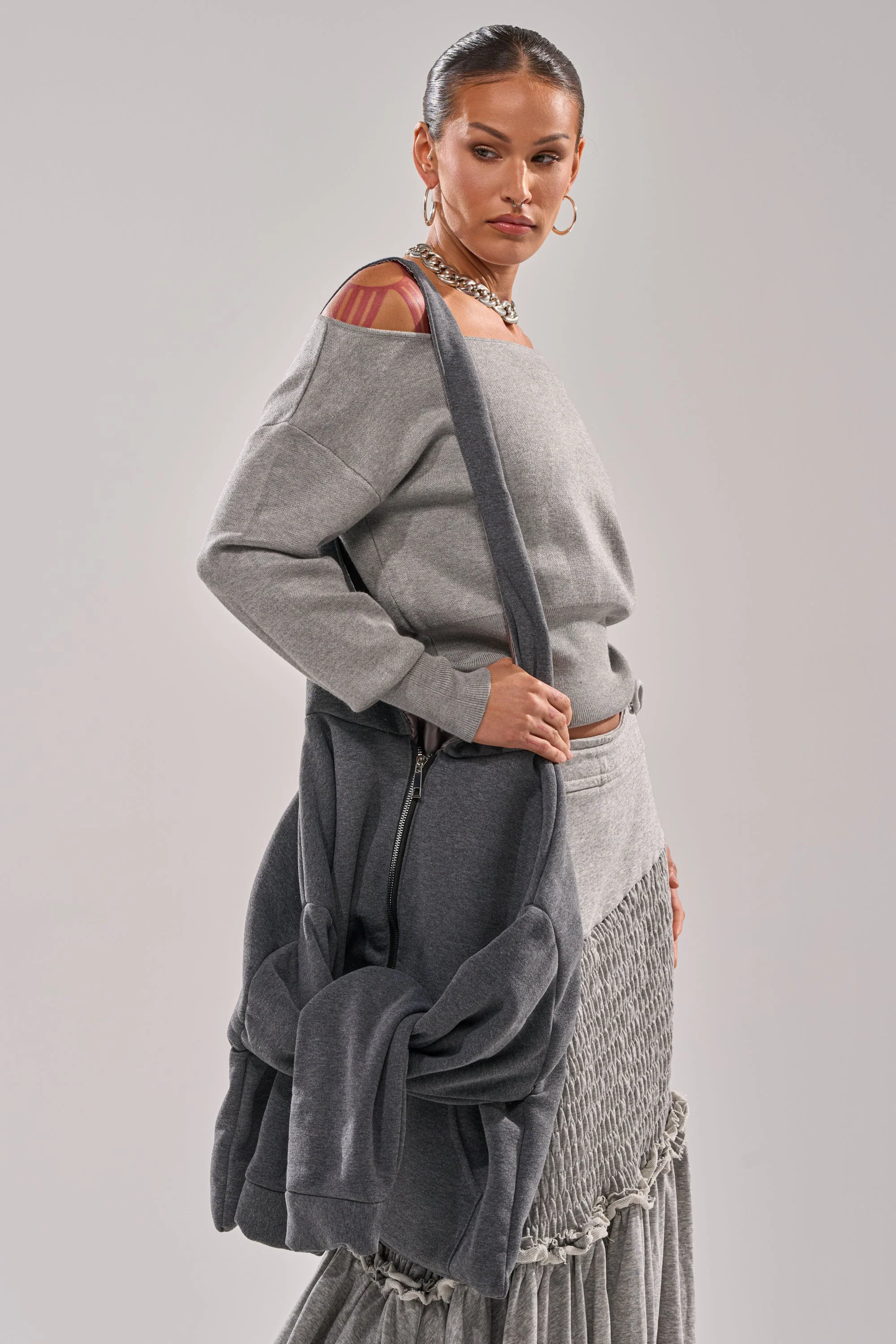 CARRY ME HOODIE PURSE - Image 2