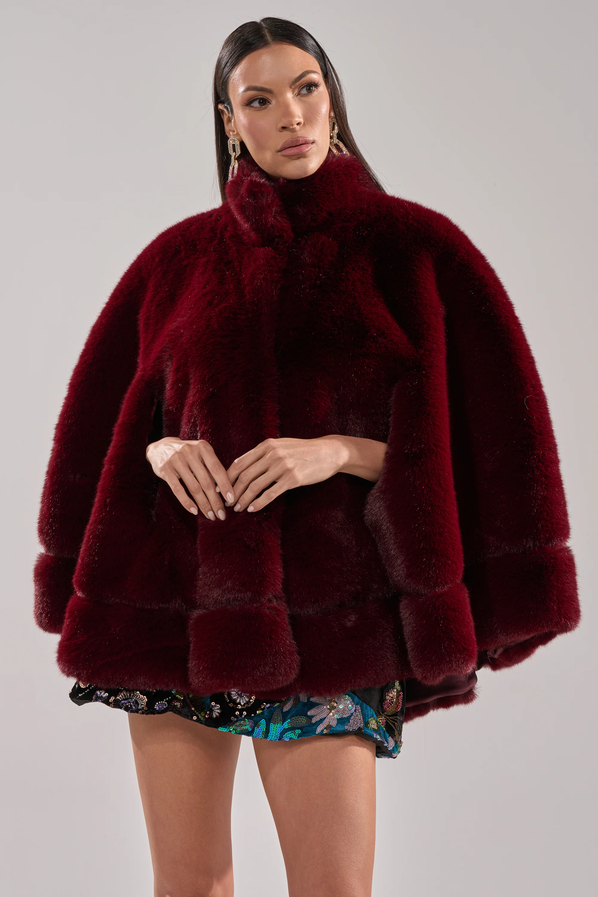 CELINE FAUX FUR CAPE - Image 5