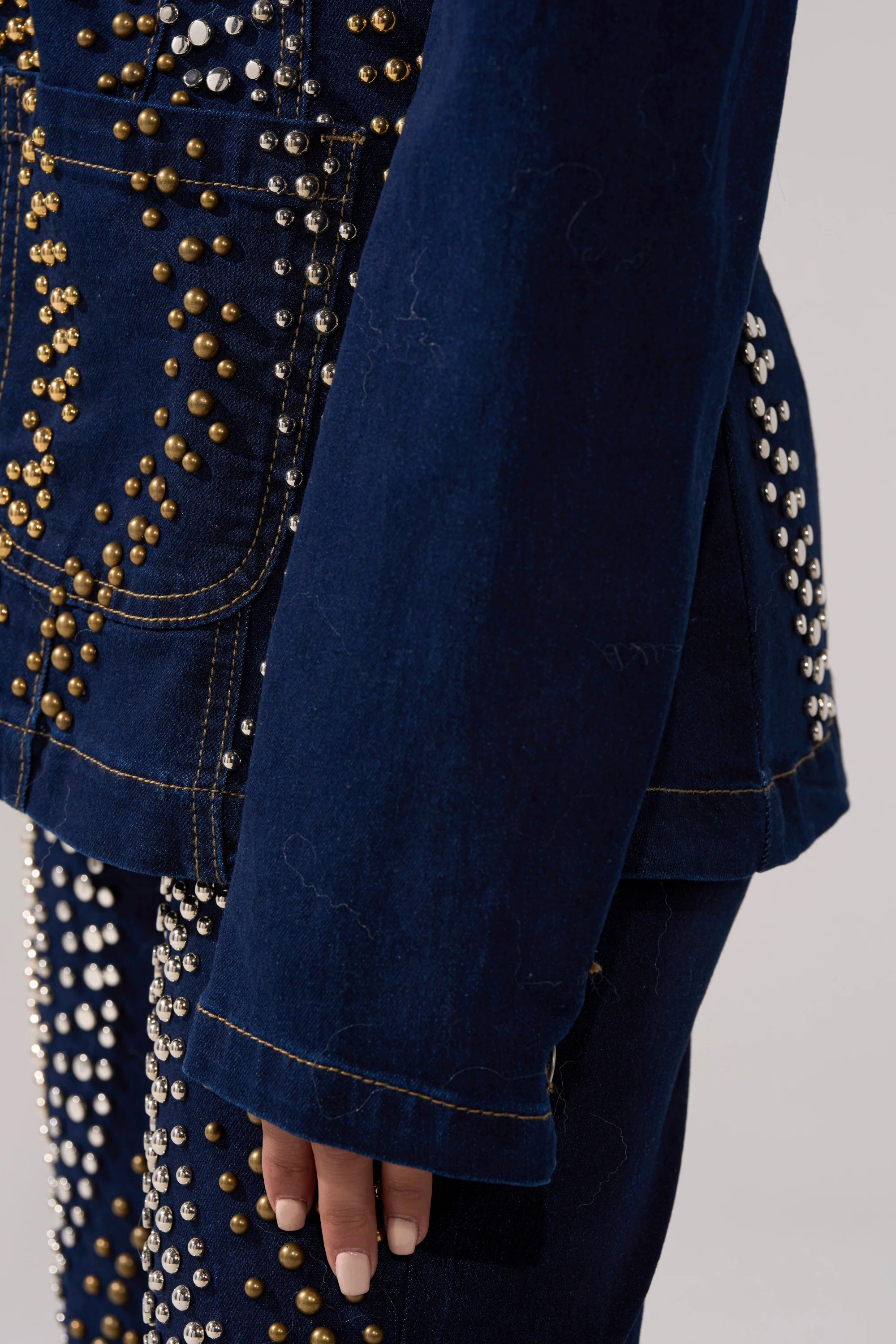 CHEYENNE STUDDED DENIM BLAZER - Image 9