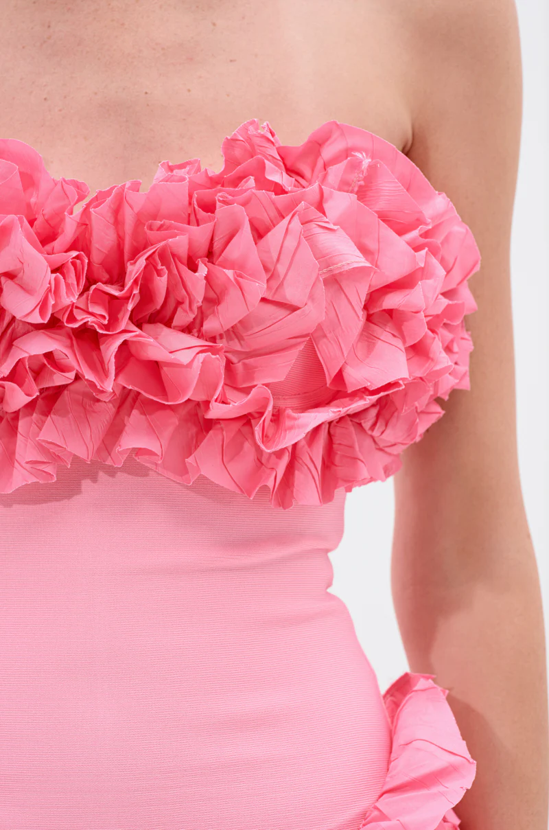 CITY LIGHTS RUFFLE MIDI DRESS IN LIGHT PINK - Image 7