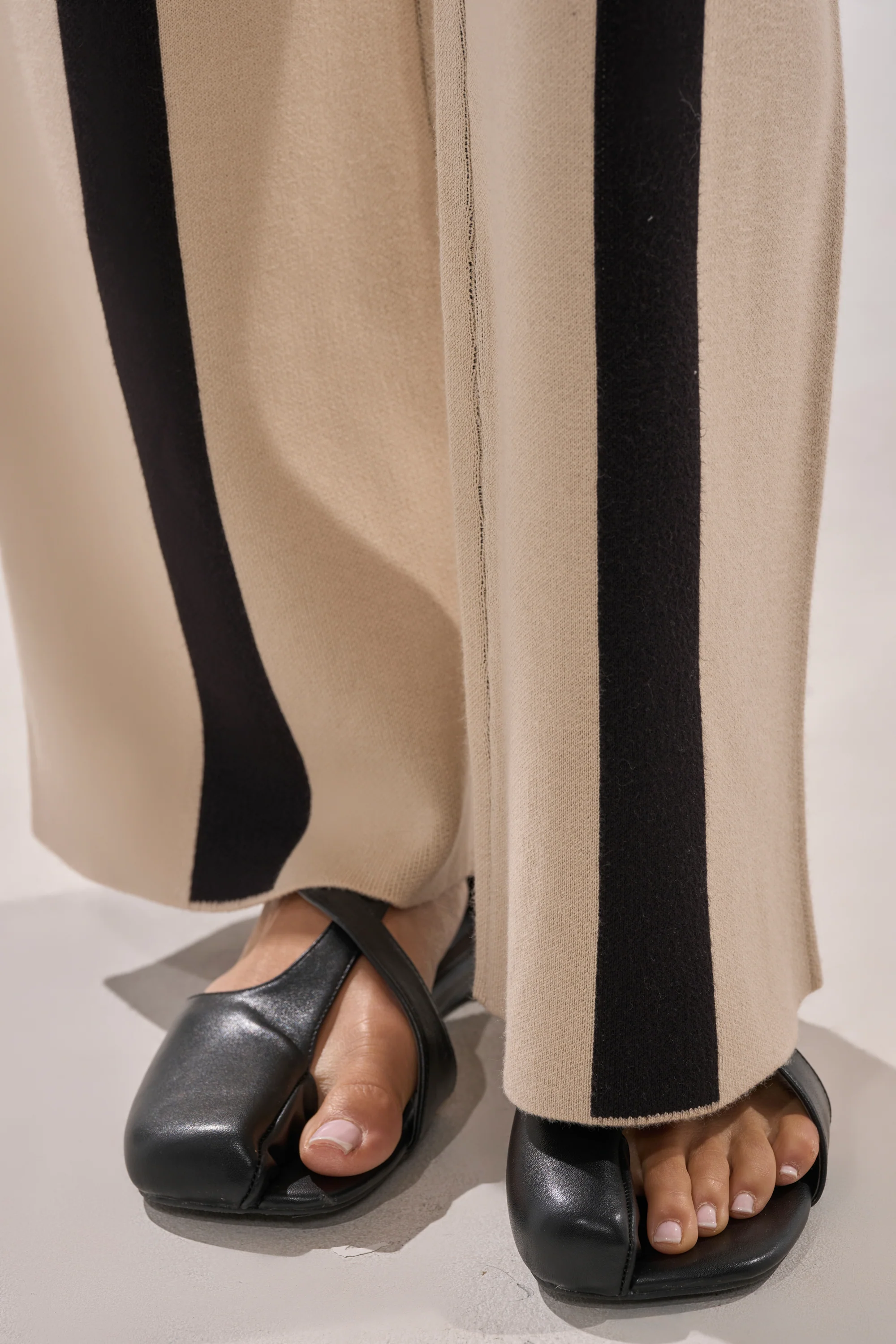 CLAUDIA SWEATER WIDE LEG PANT - Image 9