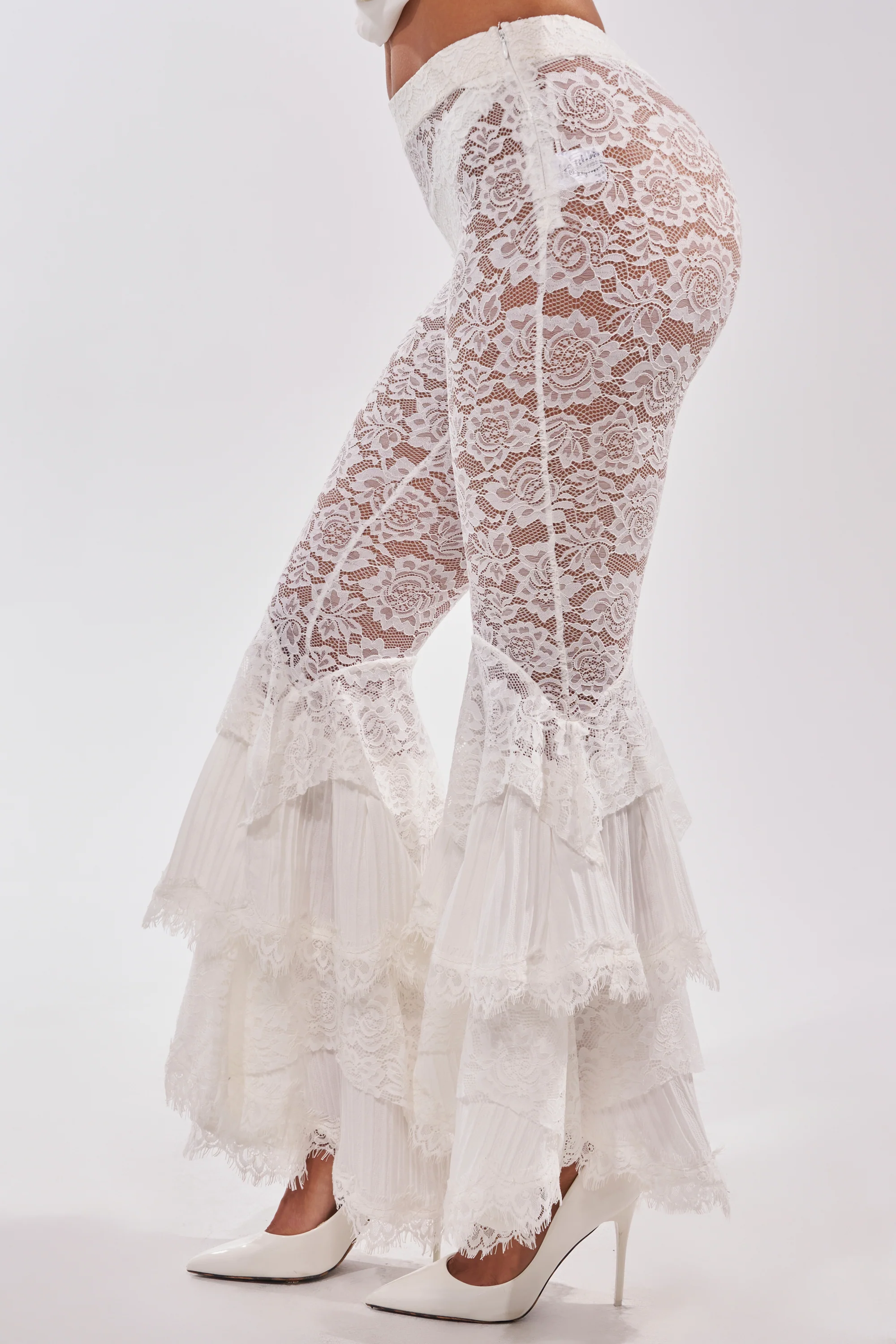 COACHELLA LACE RUFFLE PANTS - Image 5