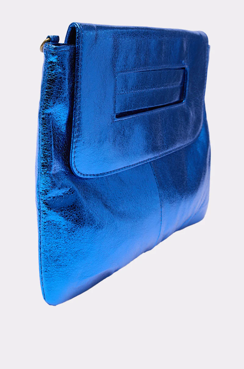 COSMIC COBALT OVERSIZED CLUTCH - Image 3