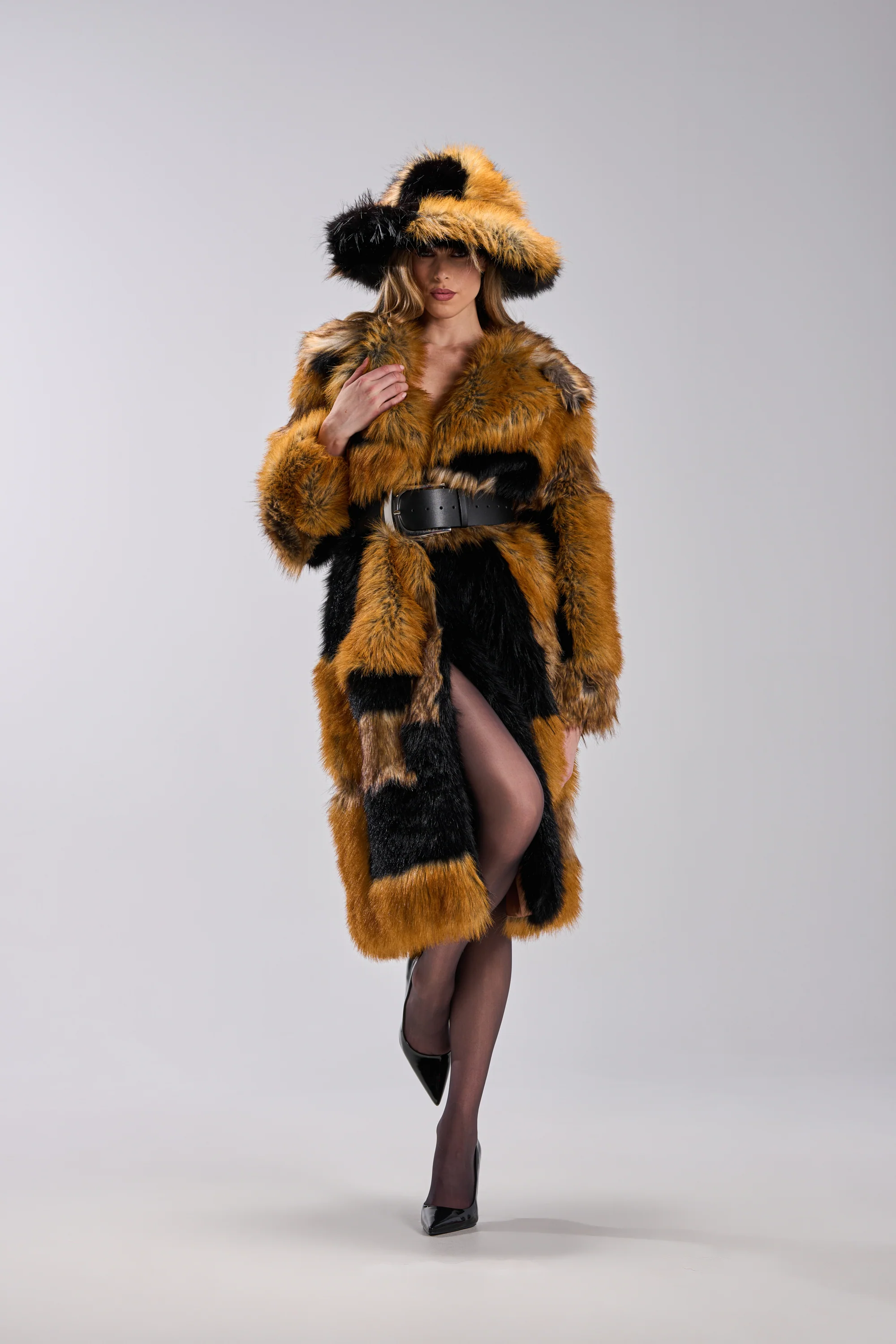 COSMO PATCHWORK FAUX FUR - Image 4