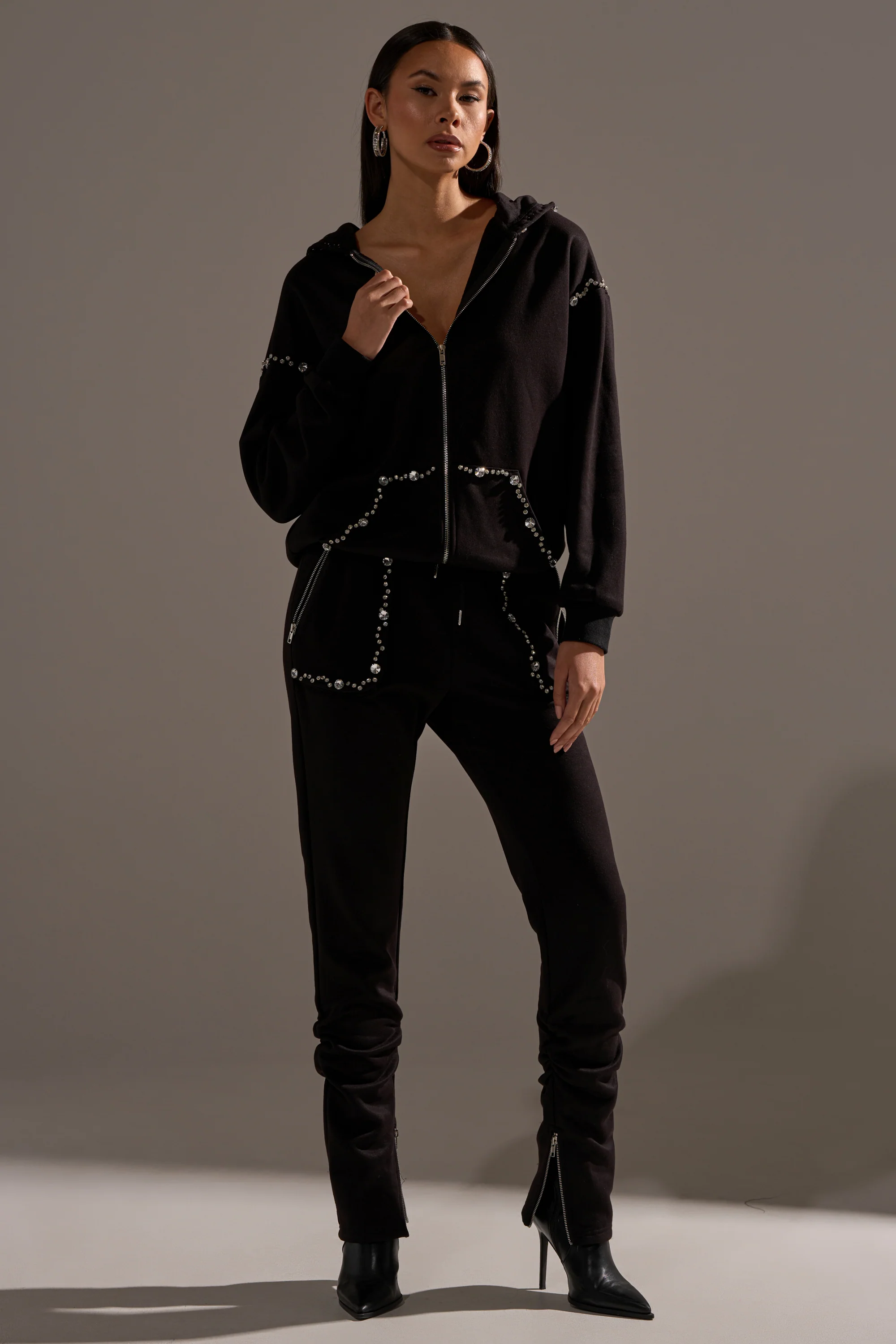 COZY HOLIDAY RHINESTONE ZIP UP SWEATSHIRT IN BLACK - Image 12