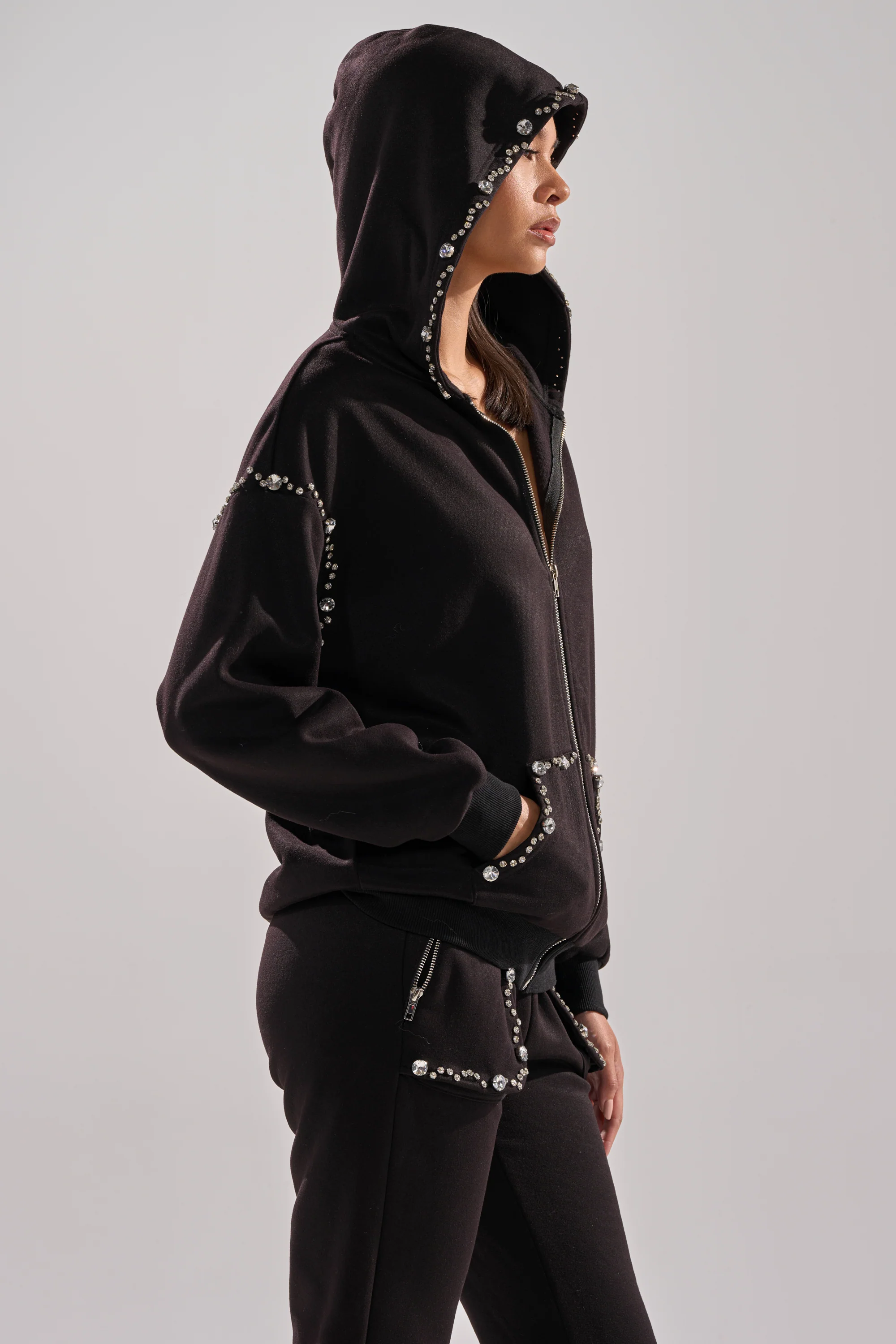 COZY HOLIDAY RHINESTONE ZIP UP SWEATSHIRT IN BLACK - Image 25