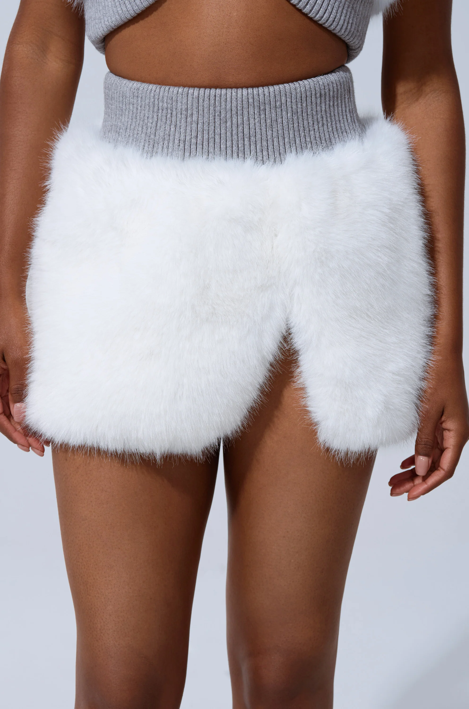 COZY VIBES FUR MINI SKIRT - Image 2